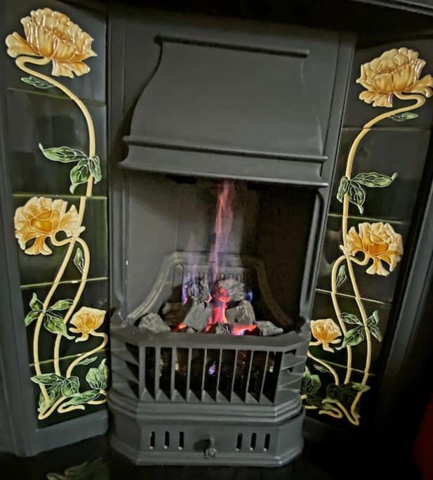 3 Bed Luxury Victorian With Hot Tub Nottingham