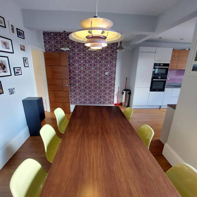 3 Bed Luxury Victorian With Hot Tub *