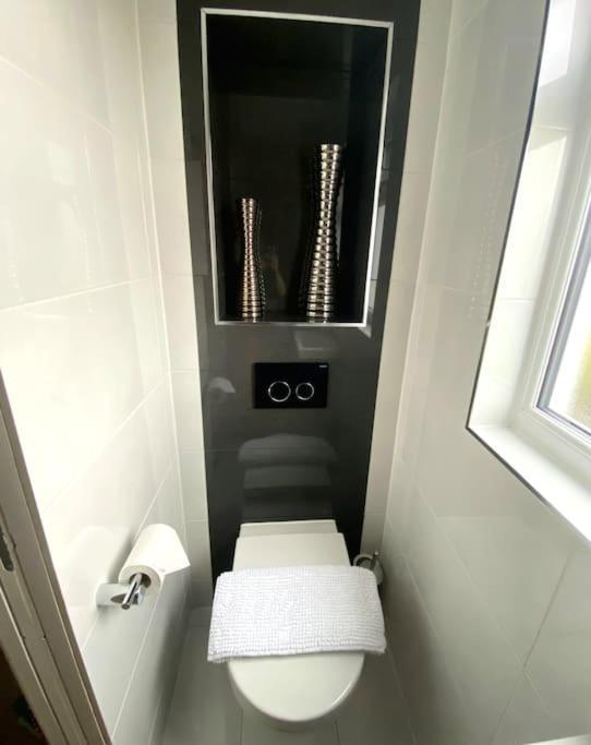 3 Bed Luxury Victorian With Hot Tub Holiday home Nottingham