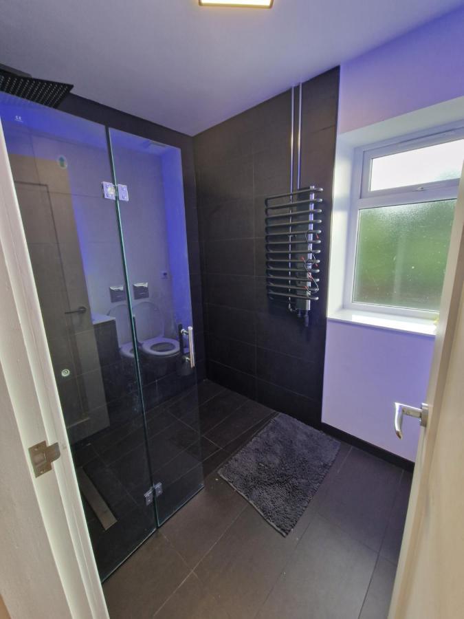 Casa de férias Stunning 3 Bed House Sleeps6 Nottingham
