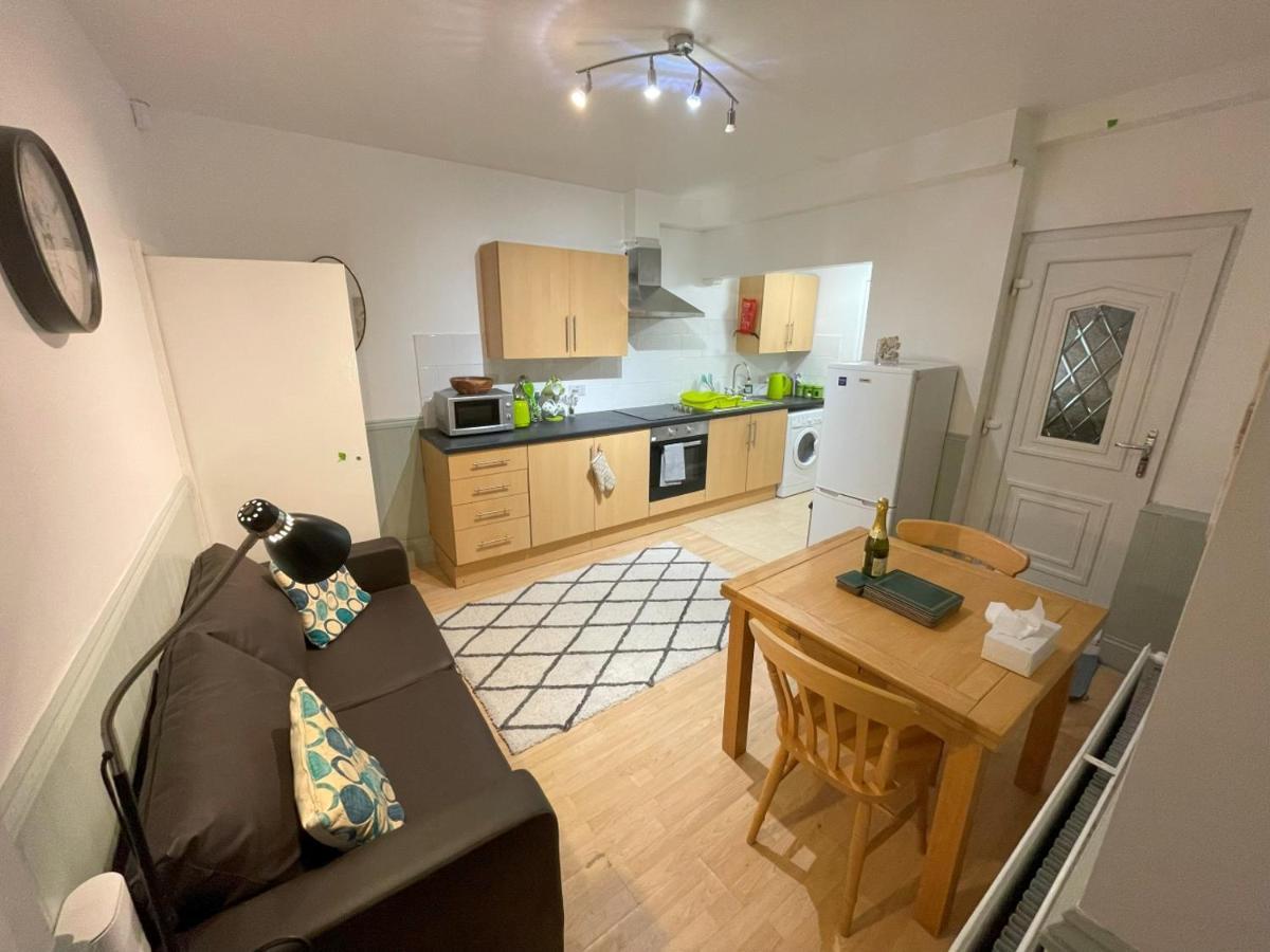 Self-contained Ground Floor Flat *