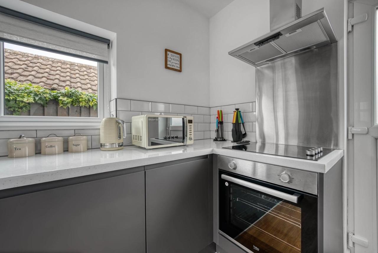 Complete Cute At Northfield Apartment *