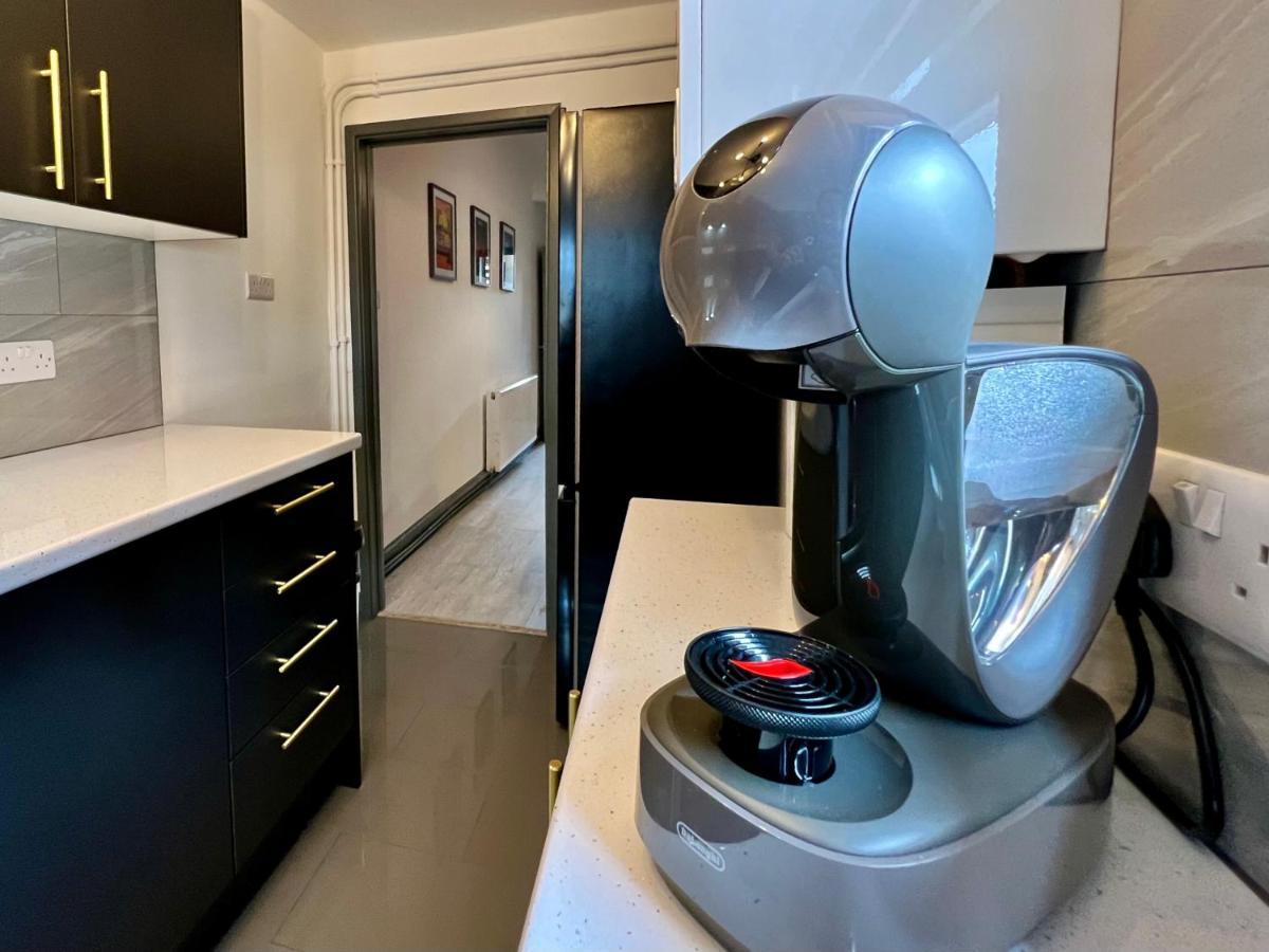 Birkin House - Great For Contractors Or Family Holidays * Nottingham