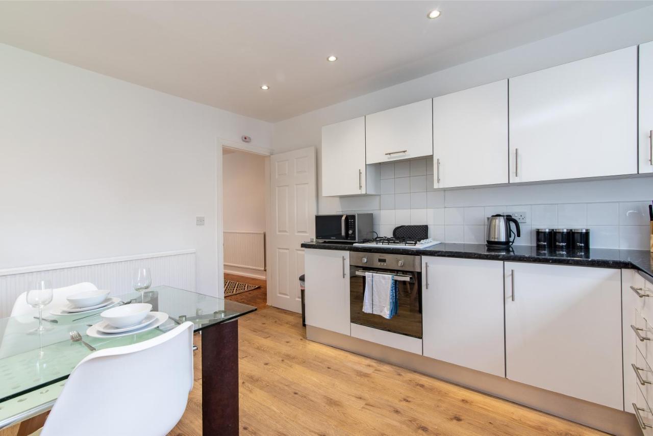 Gertrude House - Spacious 3br In * Nottingham