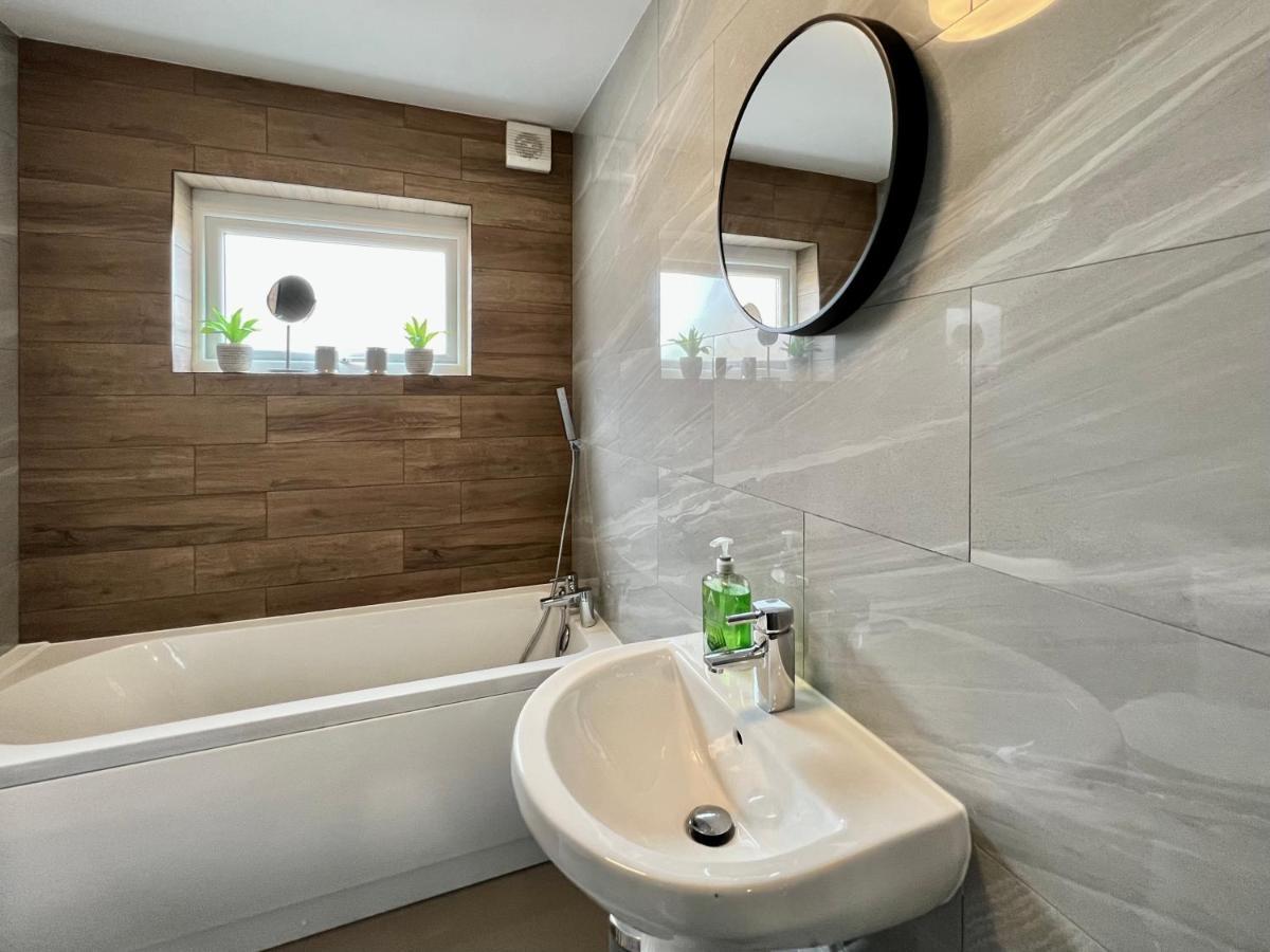 Birkin House - Great For Contractors Or Family Holidays Casa de férias Nottingham