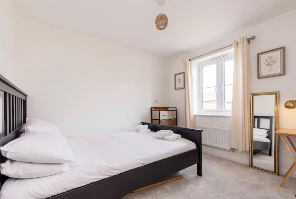 Charming 2 Bed In Edwalton Holiday home *