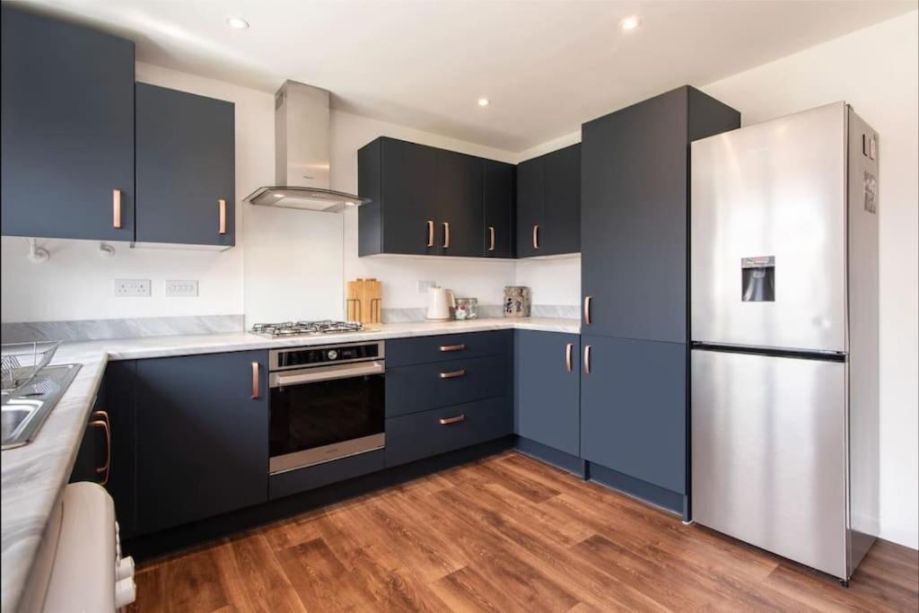 Charming 2 Bed In Edwalton Holiday home *