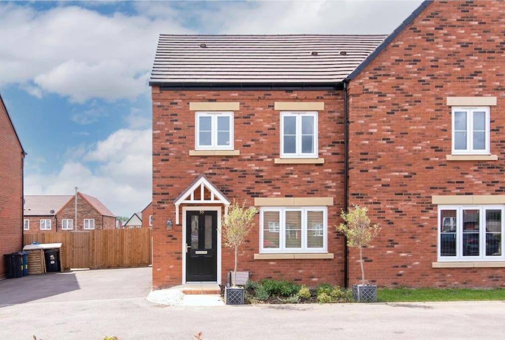Charming 2 Bed In Edwalton Holiday home Nottingham