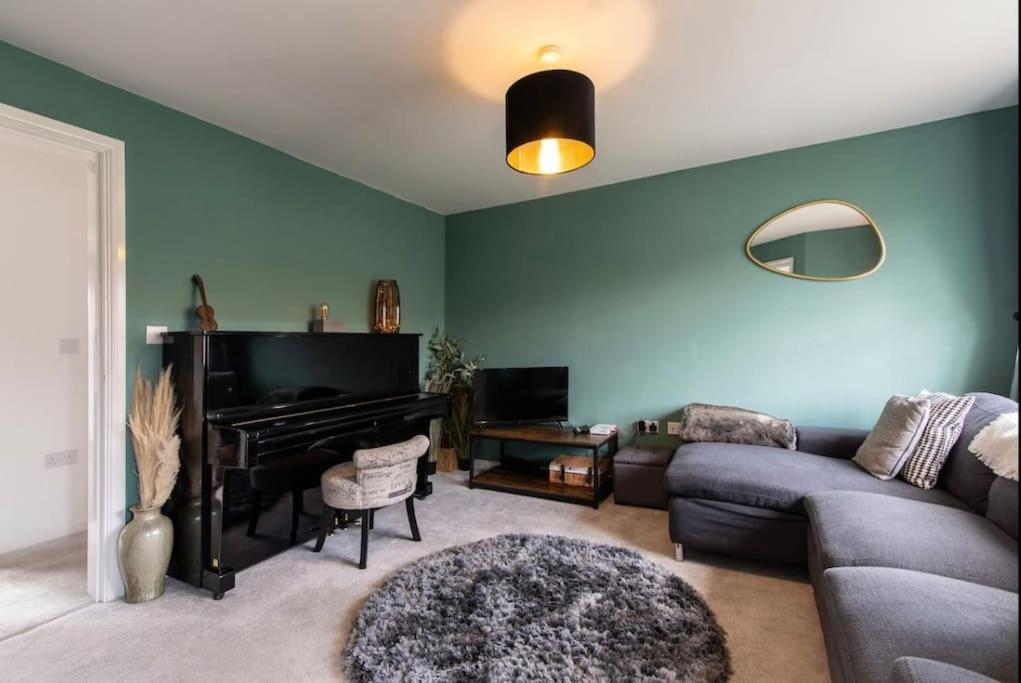 Charming 2 Bed In Edwalton * Nottingham