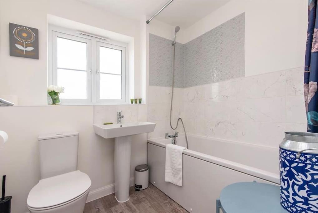 Charming 2 Bed In Edwalton *
