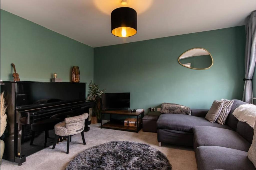 Charming 2 Bed In Edwalton *