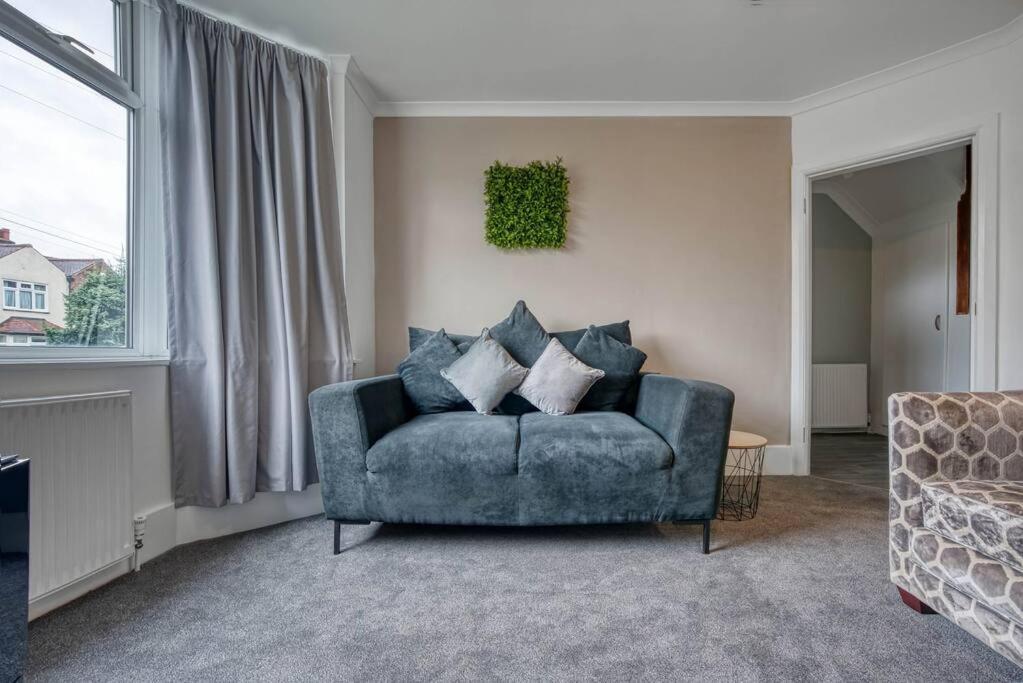 Holiday home Stylish - Fast Wi-fi-free Parking *