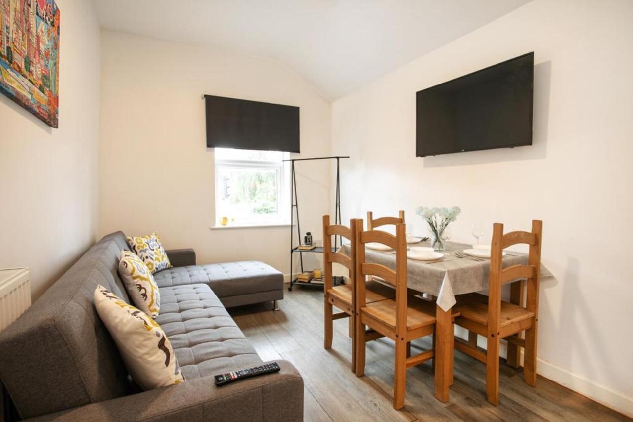 Spacious 2 Bedroom - 5 Mins From Qmc, Universities And Centre! Apartment Nottingham