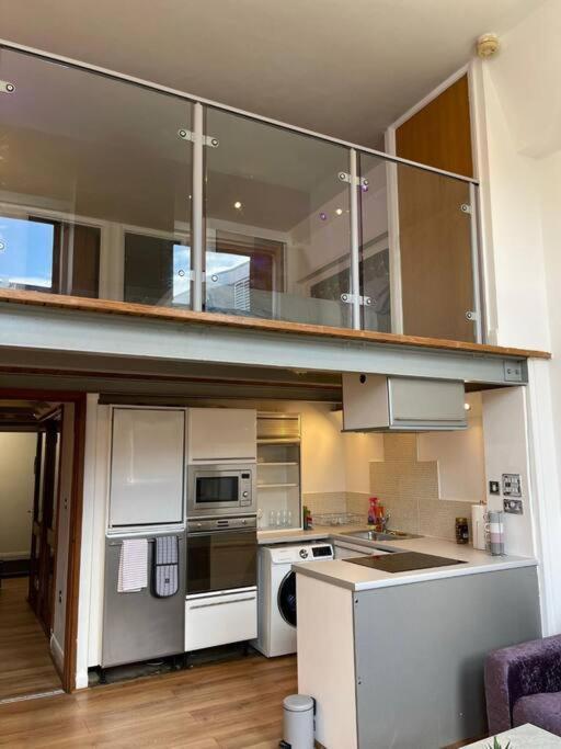 City Centre 2 Bed Duplex Flat * Nottingham