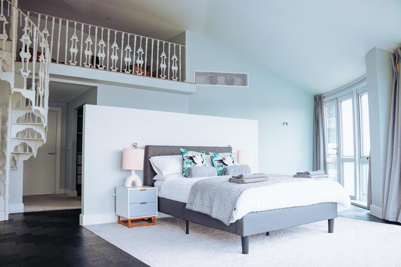 Luxury Three-bedroom Penthouse- By Resify * Nottingham