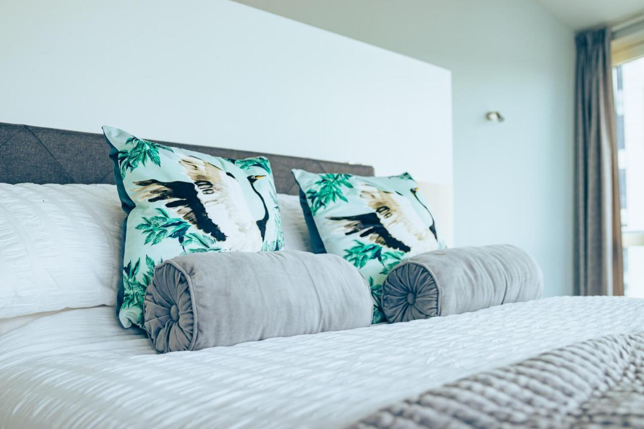 Luxury Three-bedroom Penthouse- By Resify Apartment Nottingham