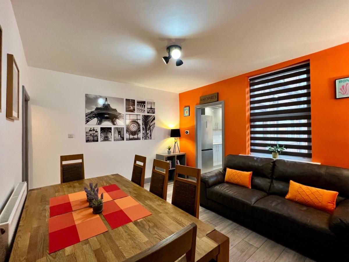 St Michael's House - Great For Contractors Or Family Holidays *