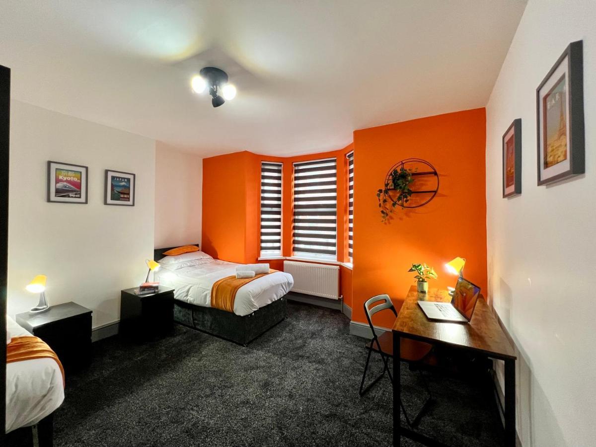 St Michael's House - Great For Contractors Or Family Holidays Holiday home *