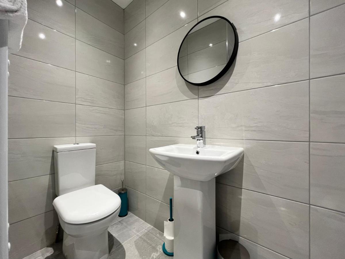 St Michael's House - Great For Contractors Or Family Holidays Holiday home Nottingham
