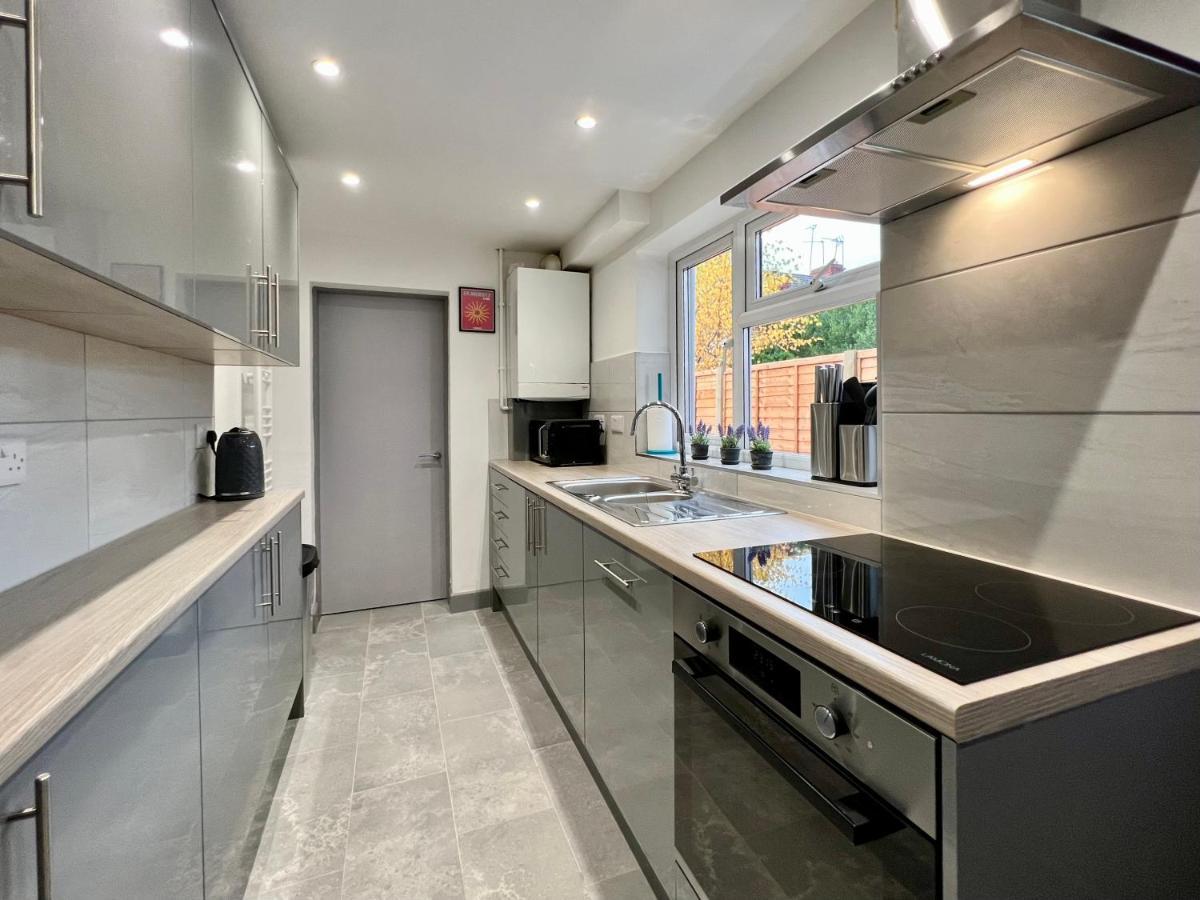 St Michael's House - Great For Contractors Or Family Holidays Nottingham