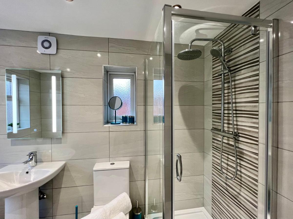 St Michael's House - Great For Contractors Or Family Holidays * Nottingham