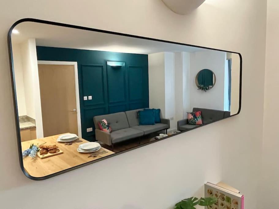 Spacious 2 Bedroom With Parking Apartment Nottingham
