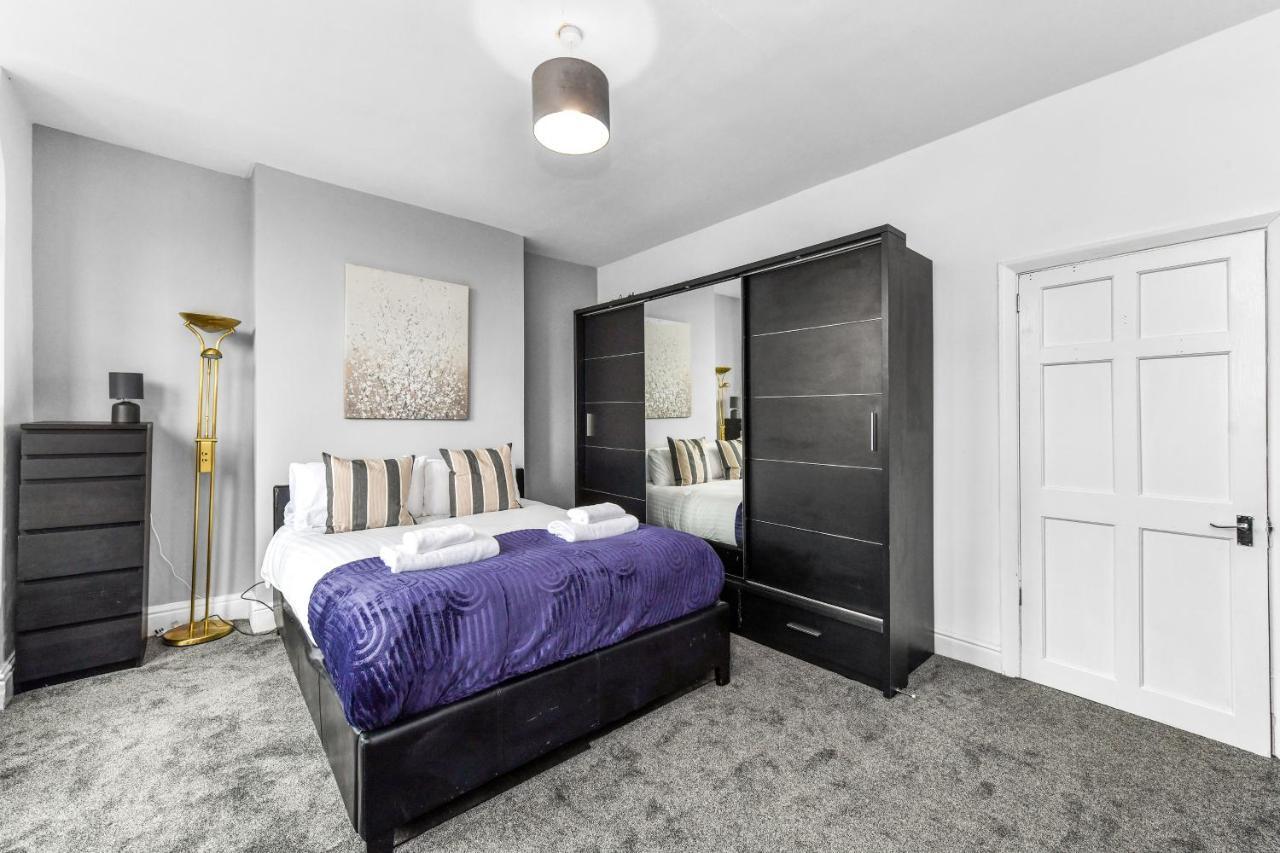 Apartment Hazel Dene - Charming 5 Bedroom, 1 Bath In Nottingham! *