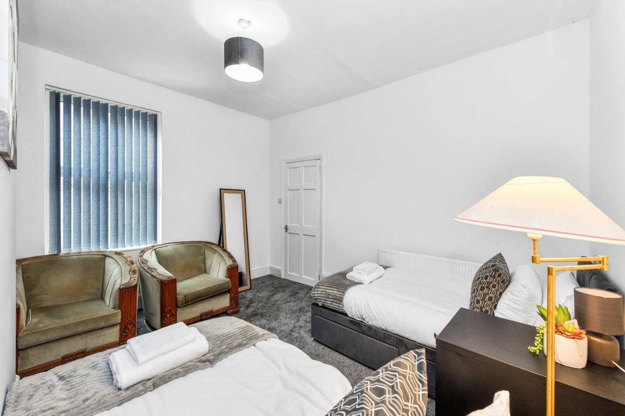 Apartment Hazel Dene - Charming 5 Bedroom, 1 Bath In Nottingham! Nottingham
