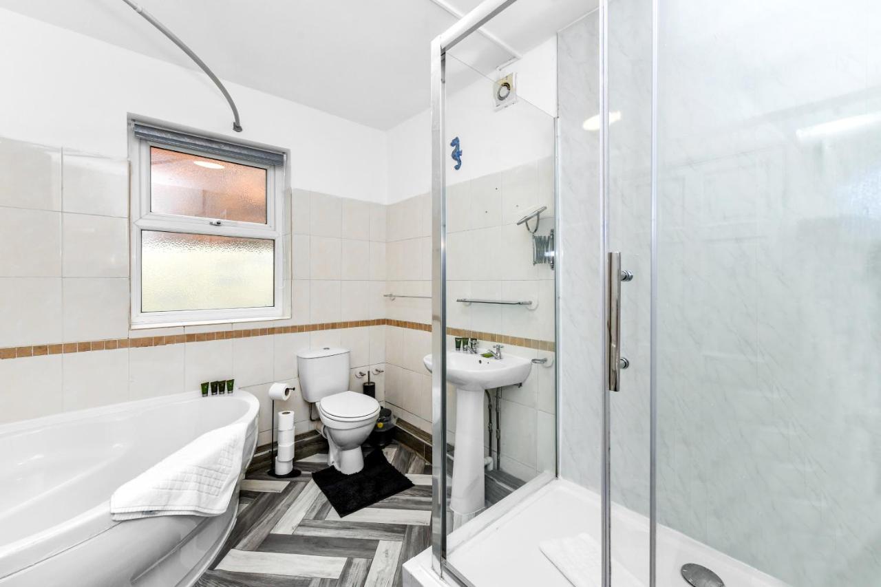 Apartment Hazel Dene - Charming 5 Bedroom, 1 Bath In Nottingham! Nottingham