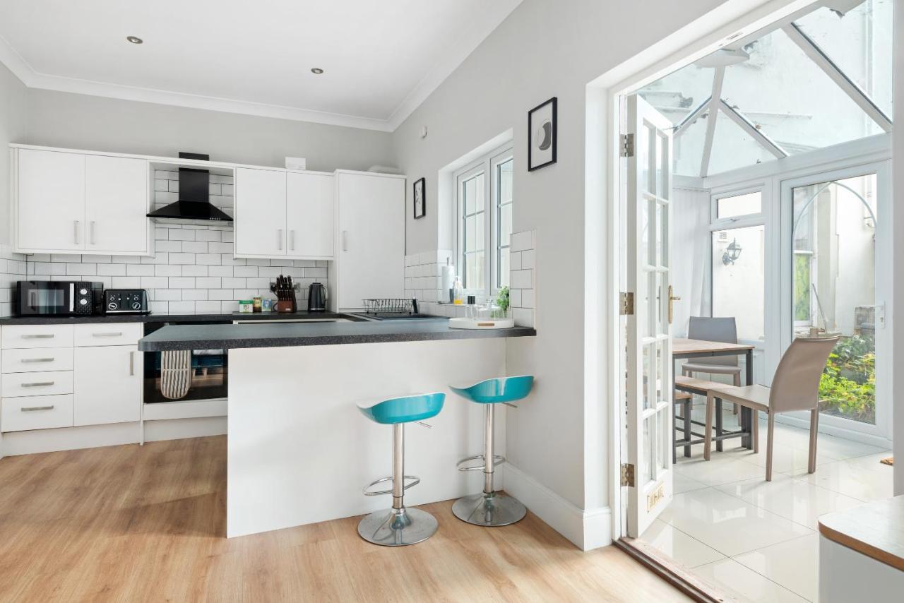 Spacious 2 Bedroom In Park Estate Apartamento Nottingham
