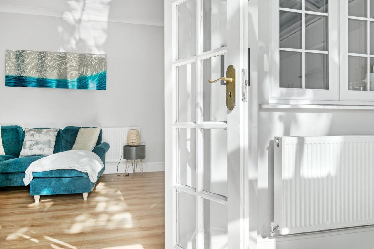 Spacious 2 Bedroom In Park Estate Apartamento *