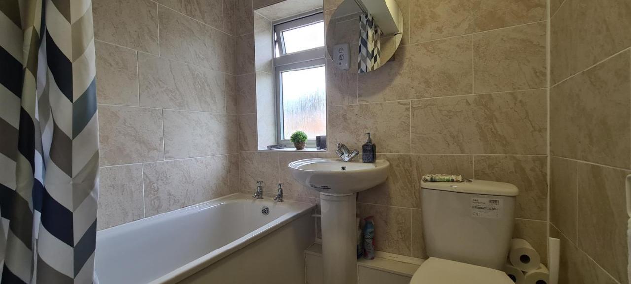 Apartment Cosy 3-Bedroom House In Aspley Nottingham Nottingham