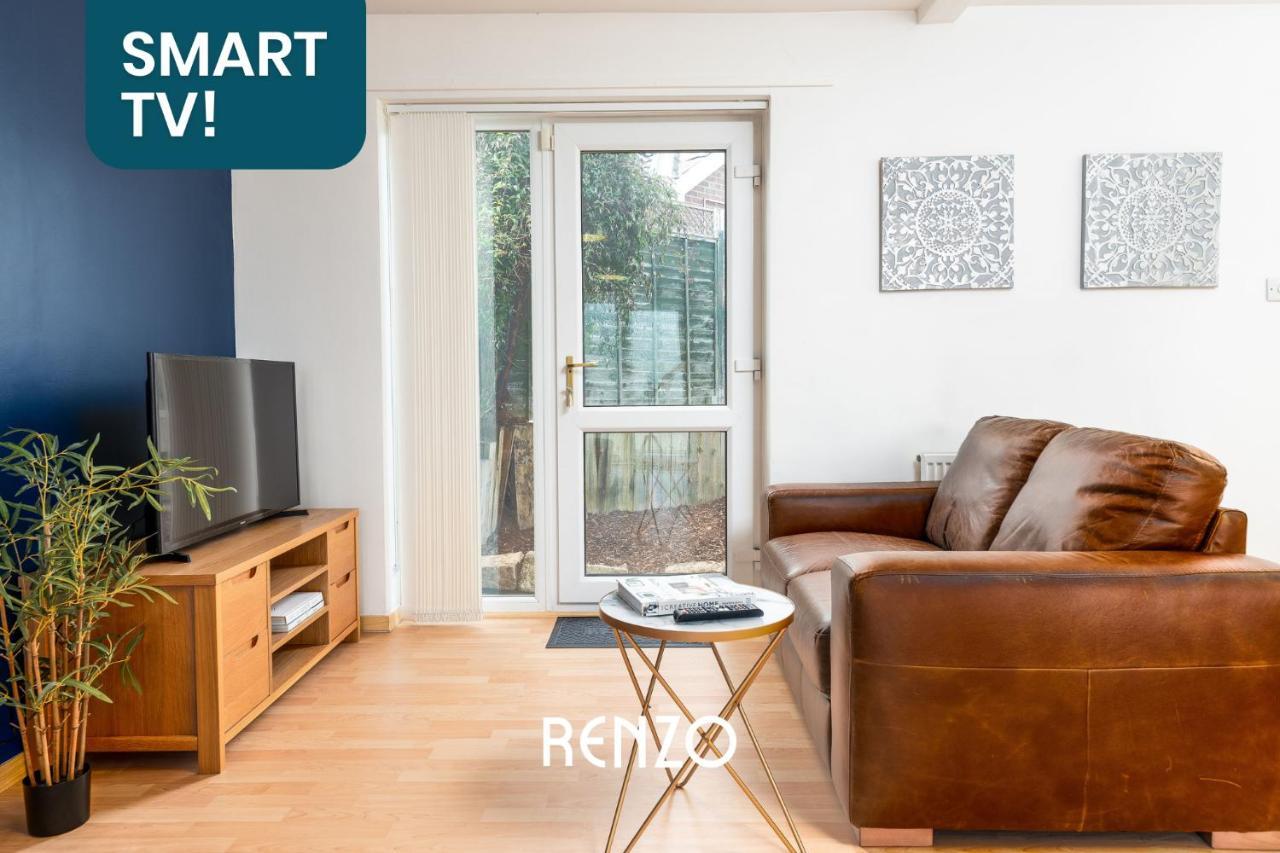 Bright And Warm 1-bed Annexe In West Bridgford, By Renzo, Free Driveway Parking!