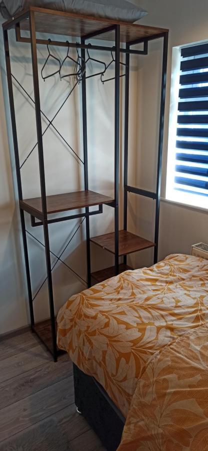 Broxtowe House -3 Bed House Parking * Nottingham