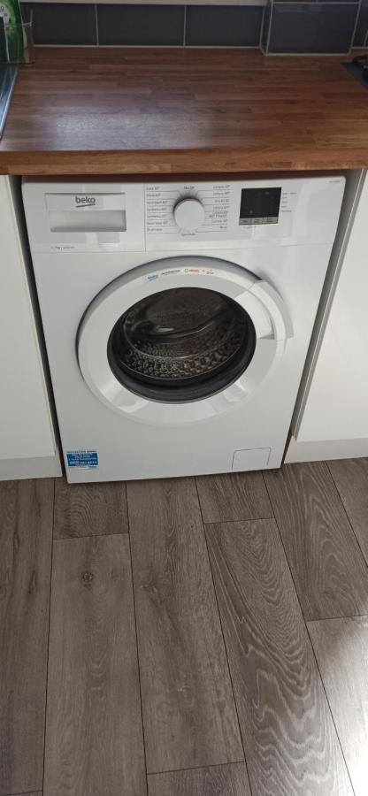 Casa de férias Broxtowe House -3 Bed House Parking *