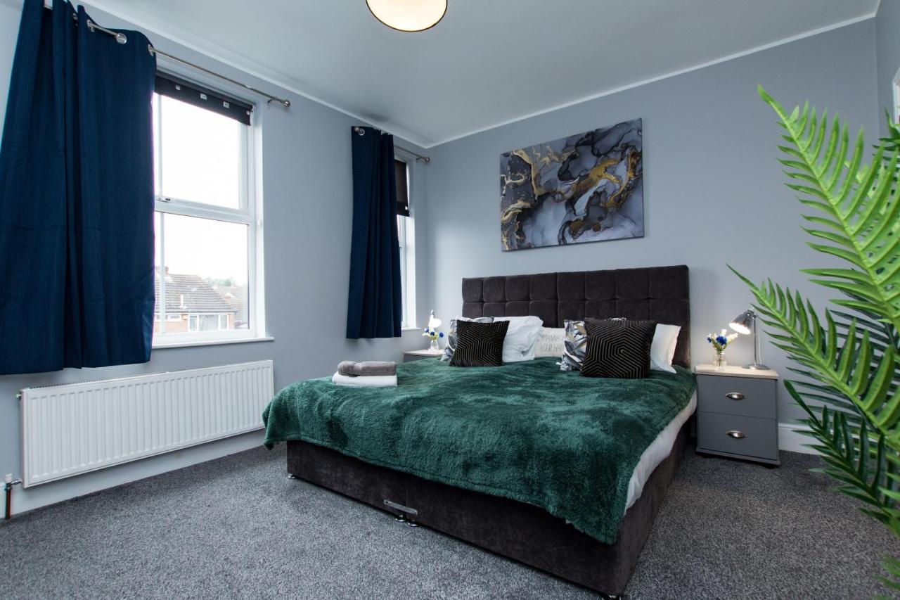 Newly Renovated Perfect Family In Holiday home Nottingham