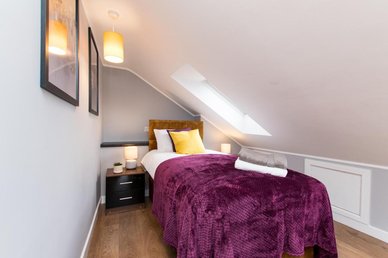 Newly Renovated Perfect Family In * Nottingham