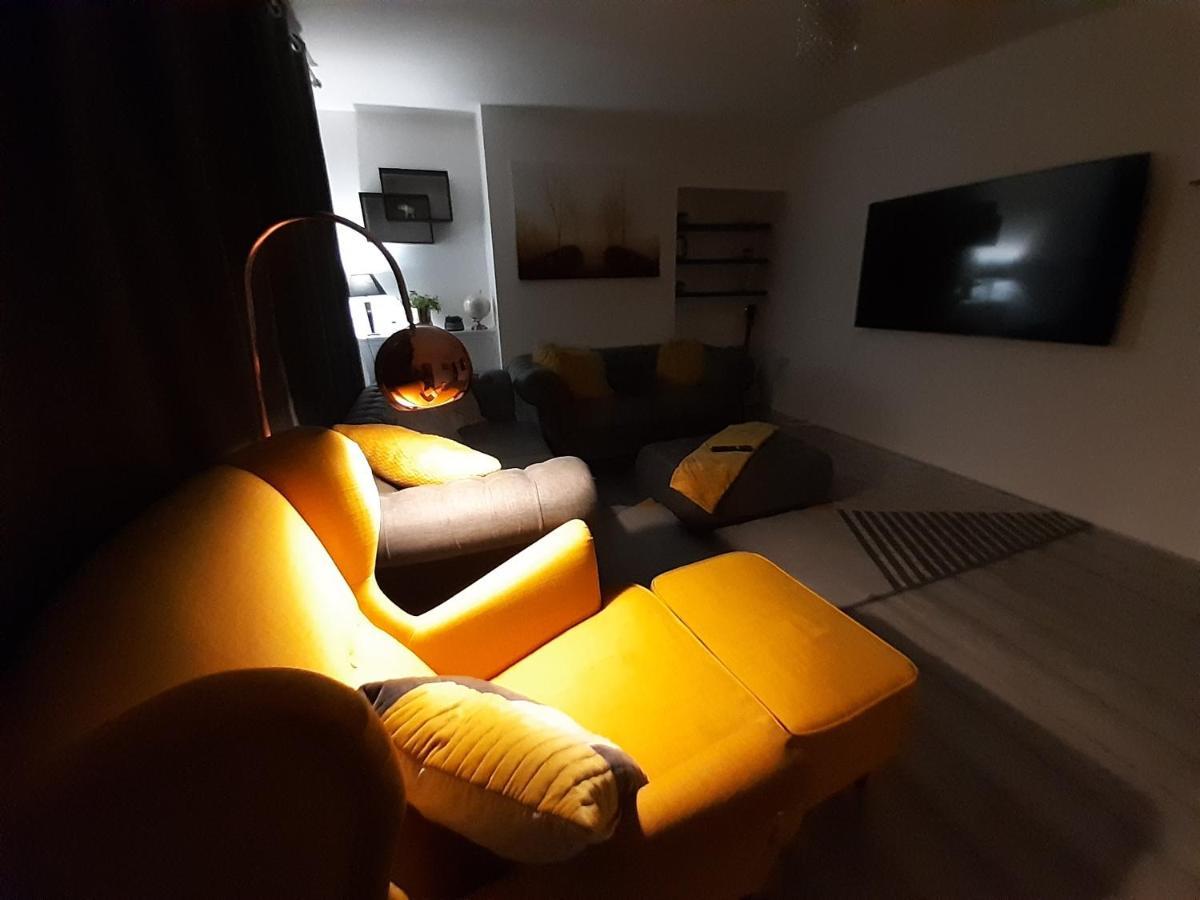 Apartment Cosy 3-Bedroom House In Aspley Nottingham *