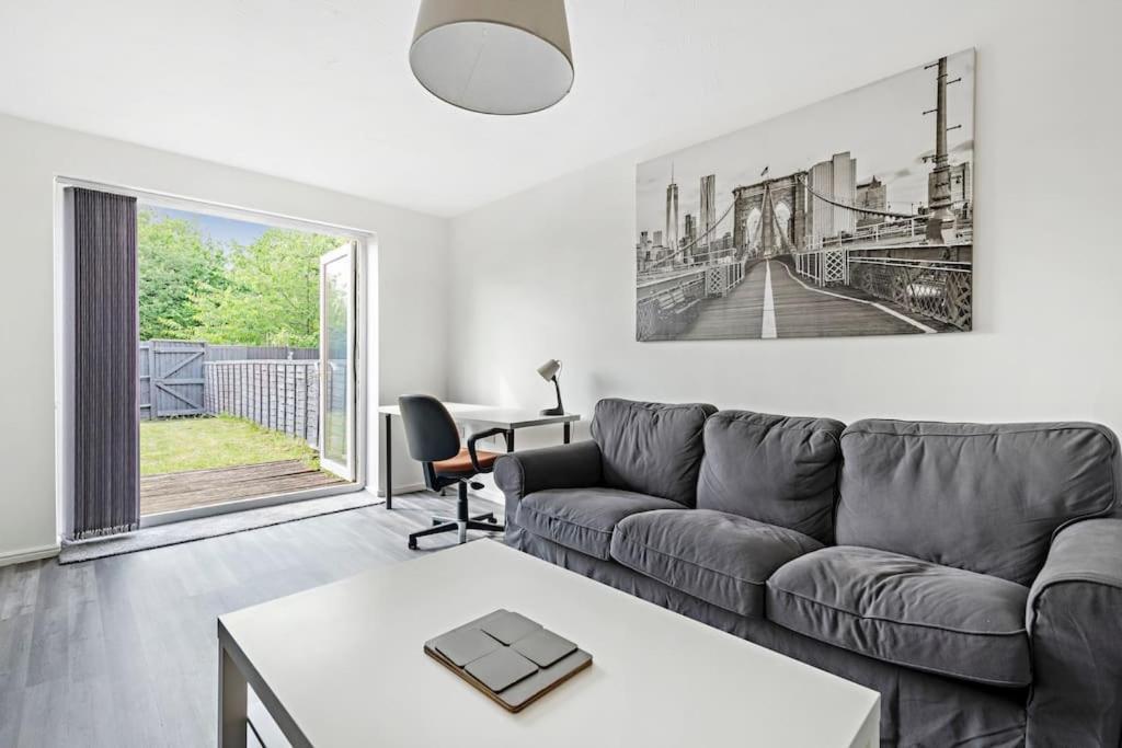 Holiday home Luxury 2 Bedroom House City. *