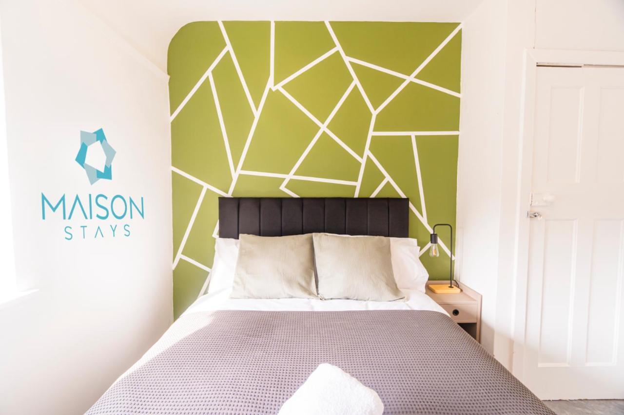 2 Bedroom House By Maison - Free Parking *