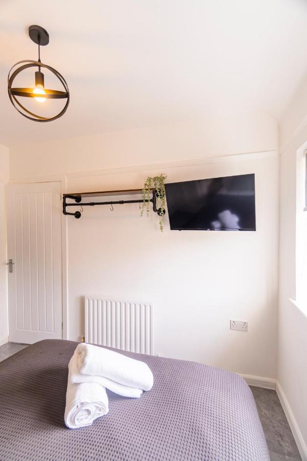 2 Bedroom House By Maison - Free Parking * Nottingham