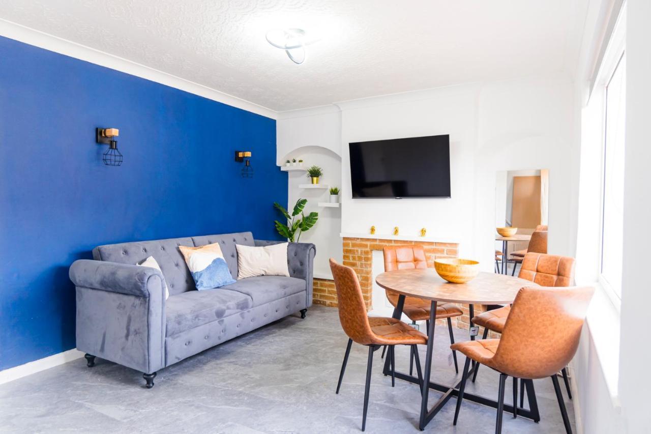 2 Bedroom House By Maison - Free Parking Nottingham
