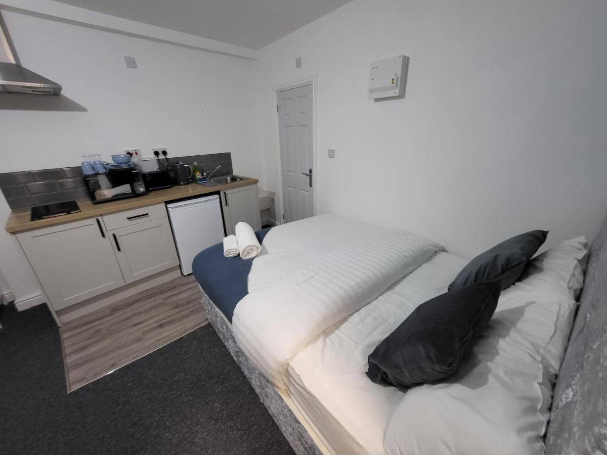 Aparthotel Forest Rd, Short