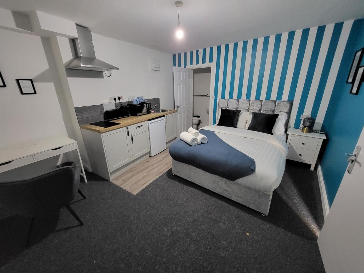 Forest Rd, Short Aparthotel *