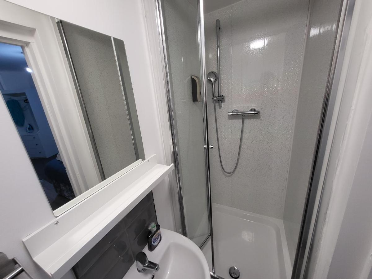 Forest Rd, Short Aparthotel *
