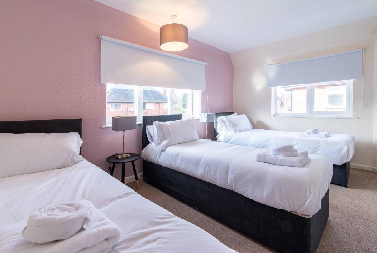 Your Haven - 3 Bed House With Free Wifi And Parking Apartment Nottingham
