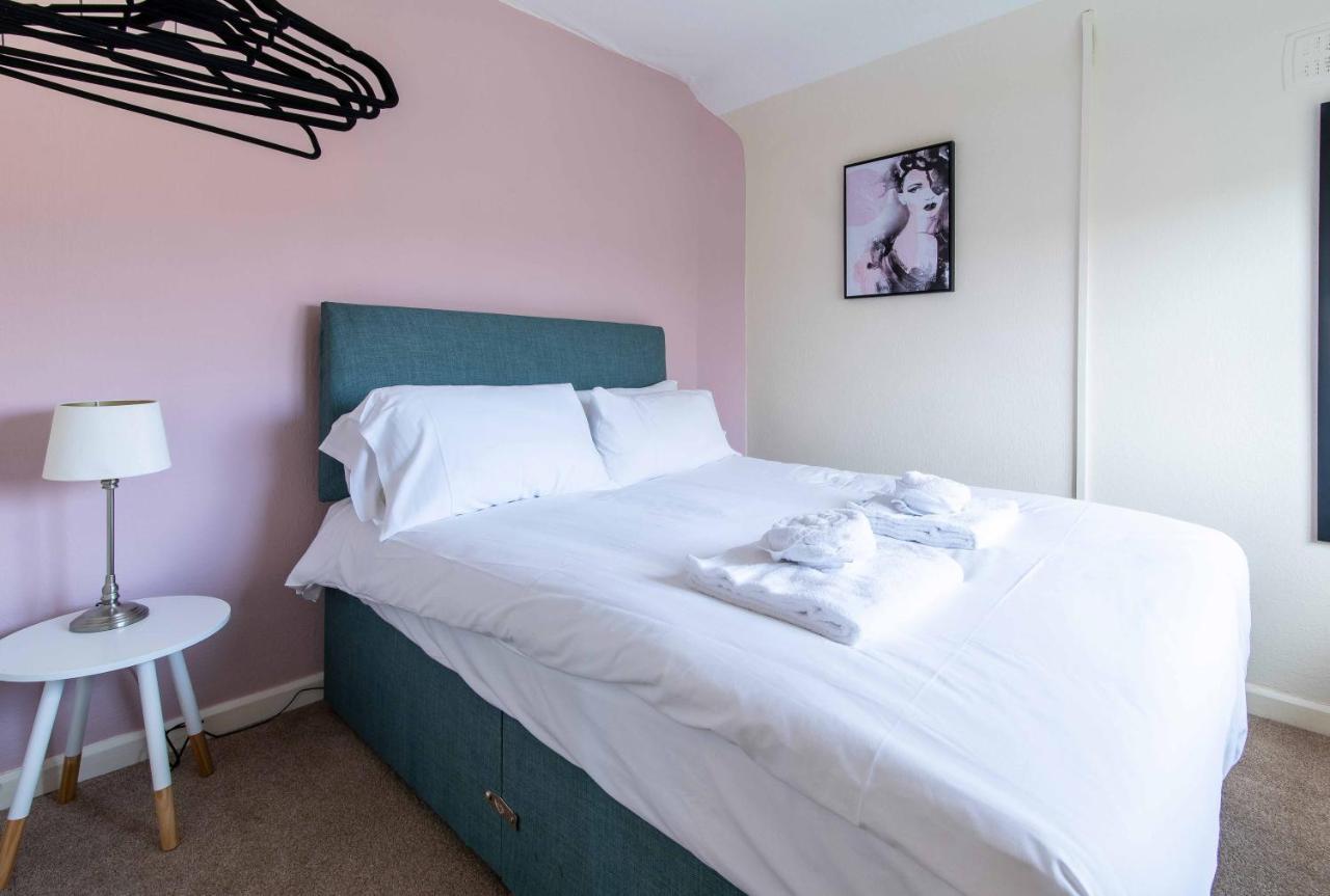 Your Haven - 3 Bed House With Free Wifi And Parking Apartment Nottingham