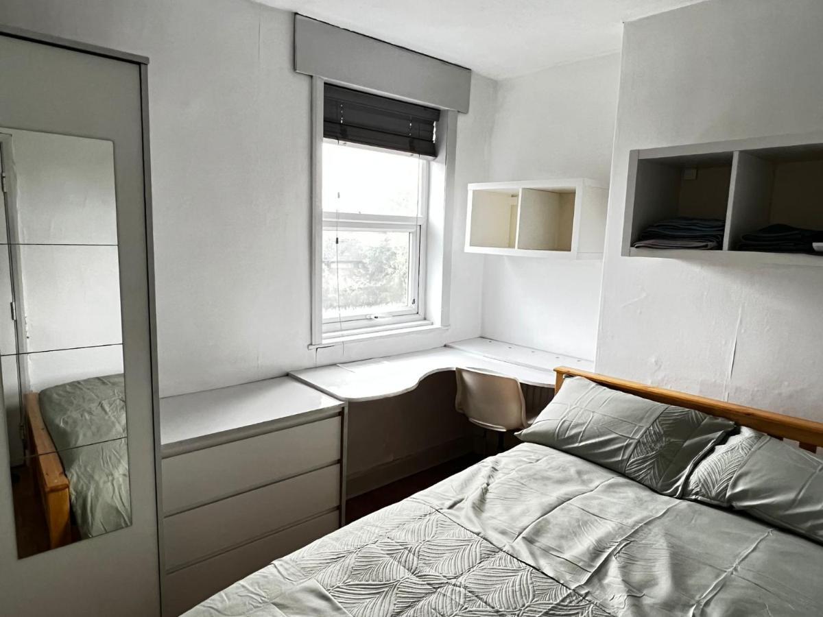 36 Park Road House *