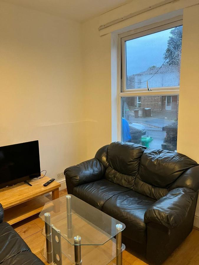 36 Park Road House * Nottingham