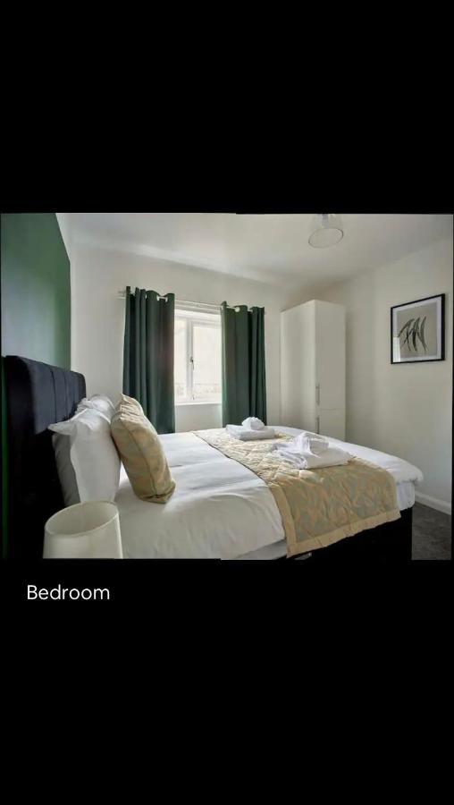 Spacious 3 Bedroom House In *